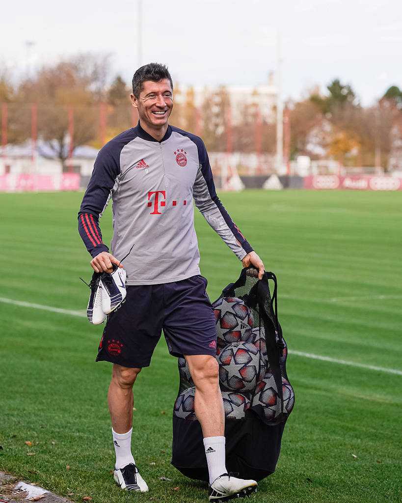 阿森纳客战布鲁日首发：哲凯赖什领衔，赖斯缺席，萨卡替补