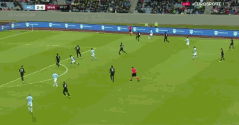 索内斯：萨拉赫不配进首发，他认为不必努力去争夺一席之地