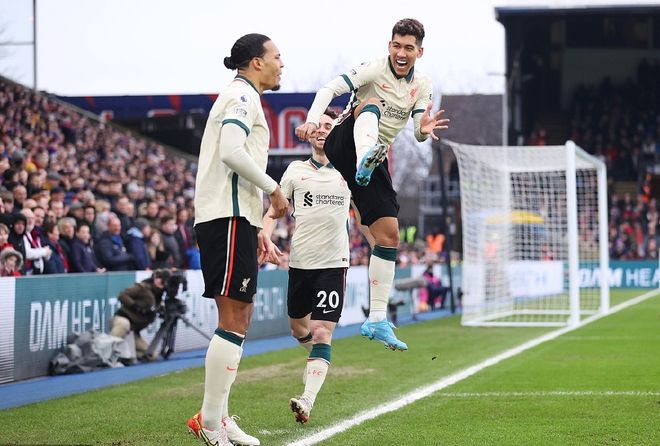 贝拉达：曼联的引援部门正在全力以赴地工作；新援适应得不错