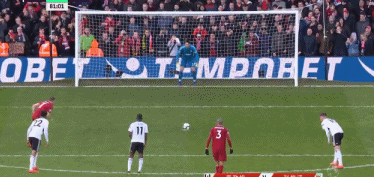 两战28扣15中+2拦6发：女排17岁1.82米重炮手太稳 再冲最佳主攻？