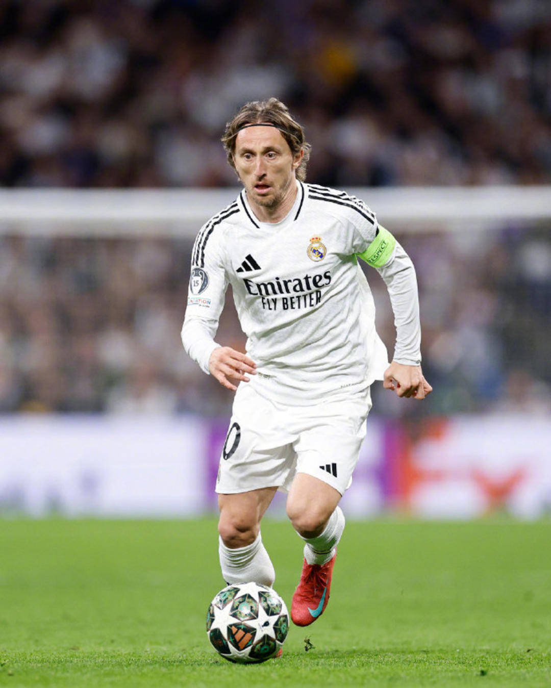 马卡：如果阿劳霍心理健康问题无法恢复，巴萨冬窗可能签中卫